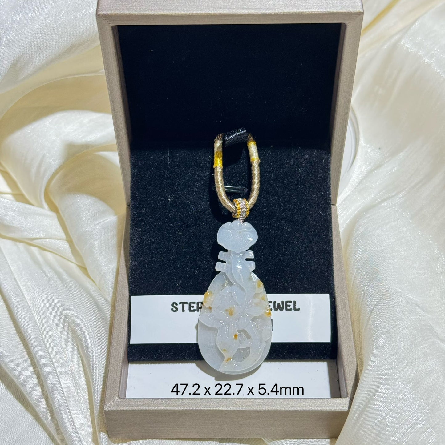 String Necklace - Pipa